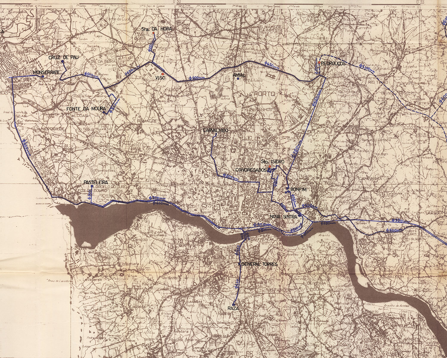 Explore os roteiros tem�ticos e viaje pela Cidade das �guas. 