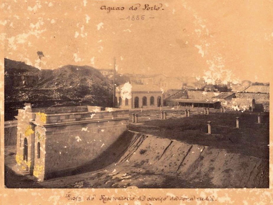 Reservat�rio de Santo Isidro, 1886. Arquivo Hist�rico da AEdP. 