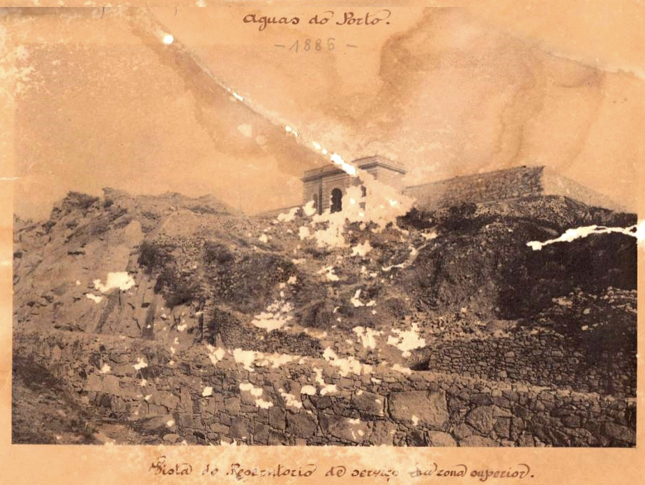 Reservat�rio do Monte dos Congregados, 1886. Arquivo Hist�rico da AEdP. 