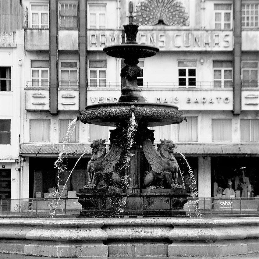 Fontes e Chafarizes da Cidade do Porto